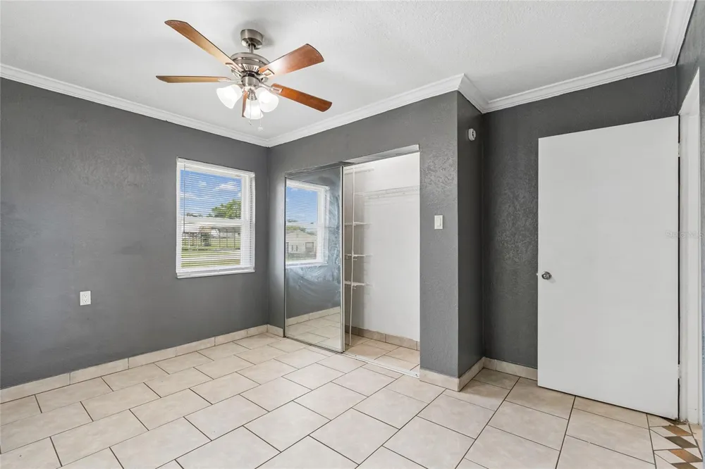 37913 WICKLOW AVENUE Zephyrhills, FL 33541