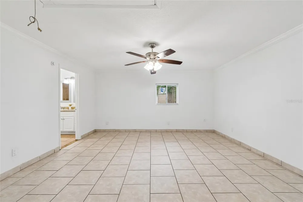 37913 WICKLOW AVENUE Zephyrhills, FL 33541