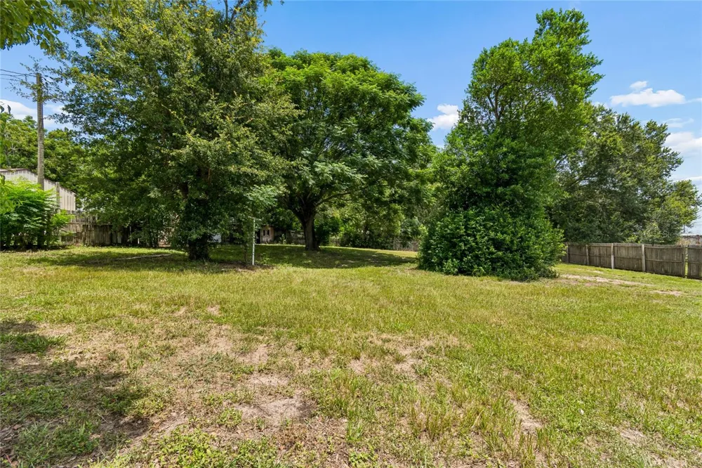 37913 WICKLOW AVENUE Zephyrhills, FL 33541
