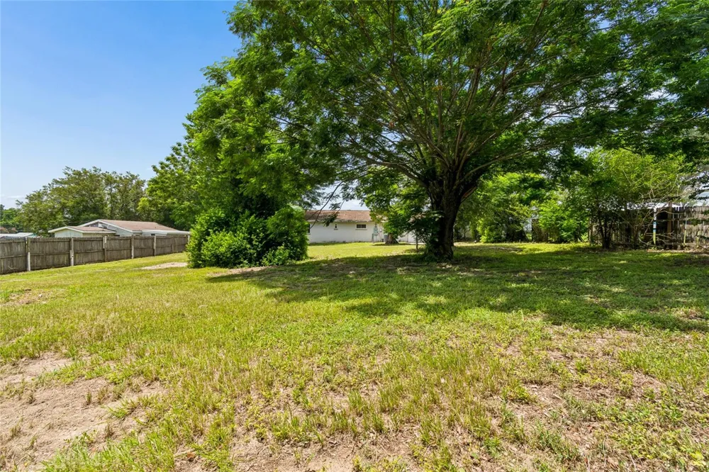 37913 WICKLOW AVENUE Zephyrhills, FL 33541