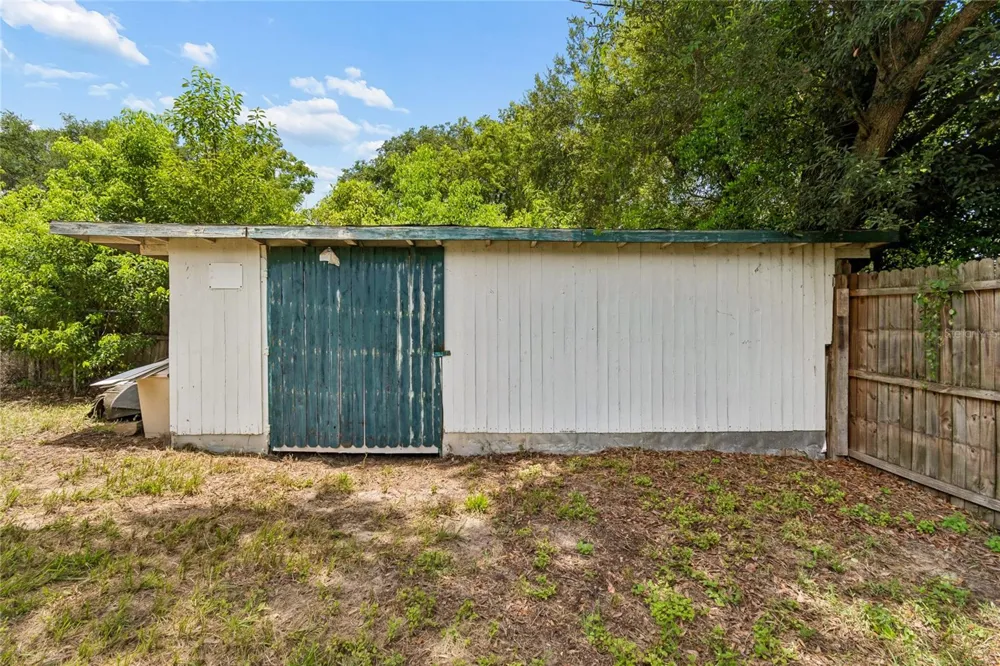 37913 WICKLOW AVENUE Zephyrhills, FL 33541