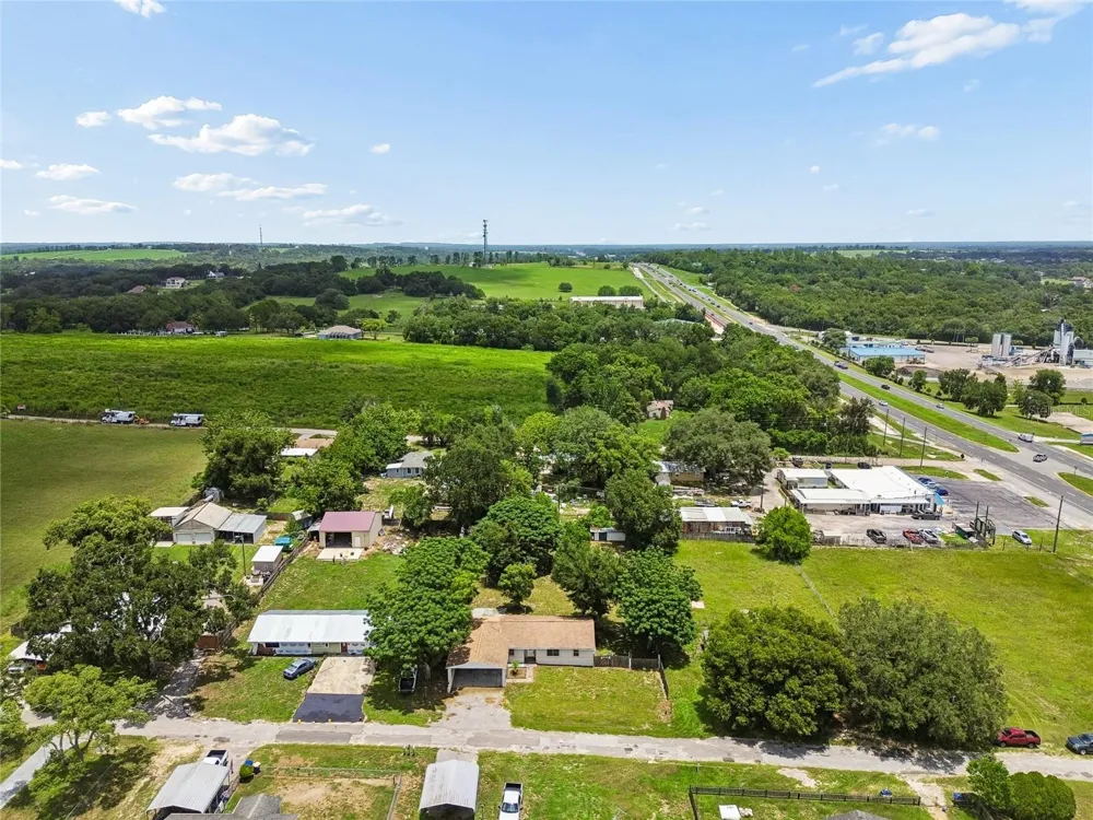 37913 WICKLOW AVENUE Zephyrhills, FL 33541