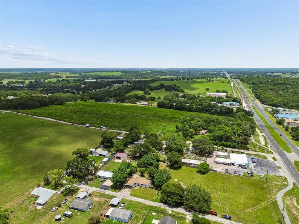 37913 WICKLOW AVENUE Zephyrhills, FL 33541
