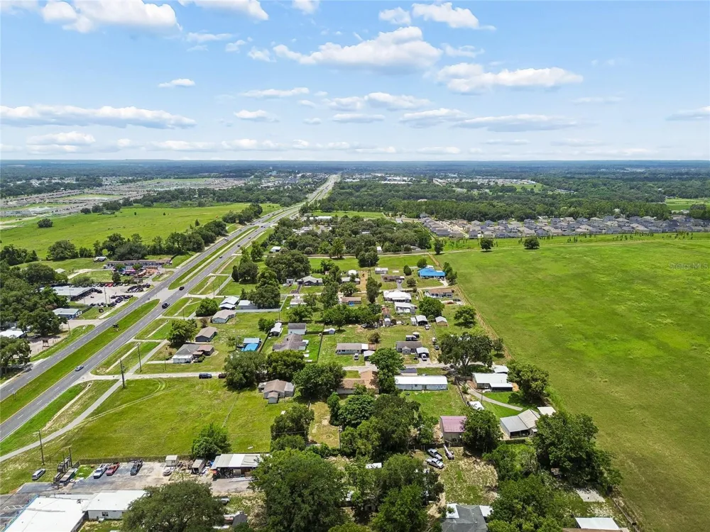 37913 WICKLOW AVENUE Zephyrhills, FL 33541