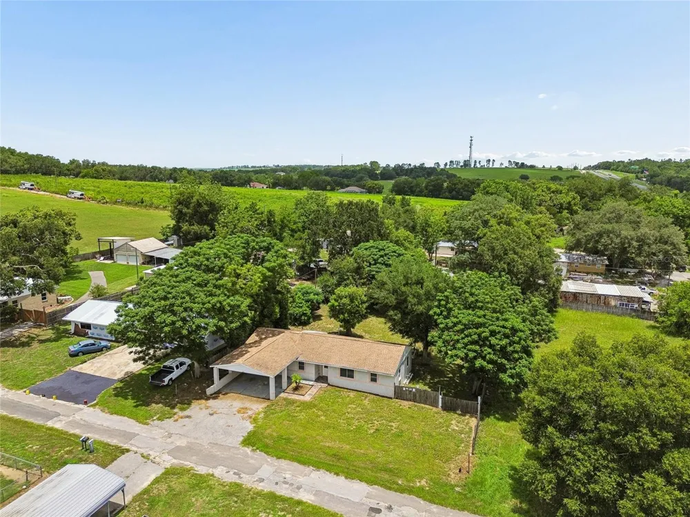 37913 WICKLOW AVENUE Zephyrhills, FL 33541