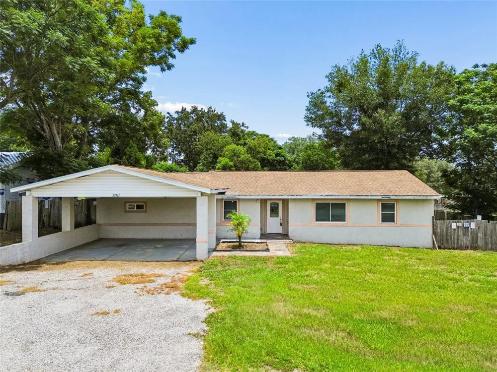 37913 WICKLOW AVENUE Zephyrhills, FL 33541