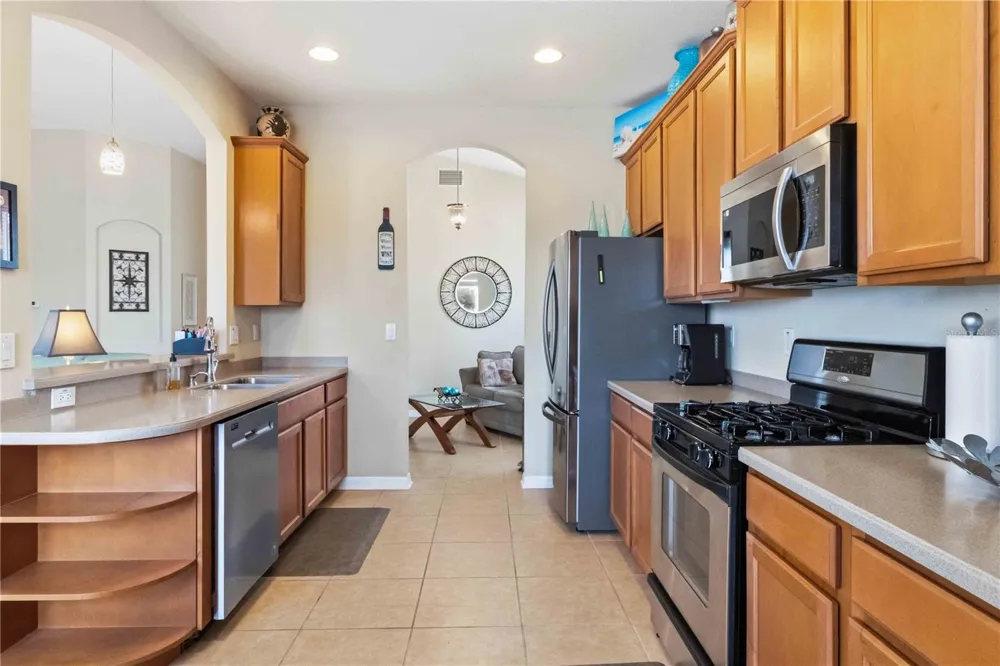 408 DURHAM SHORE COURT Apollo Beach, FL 33572