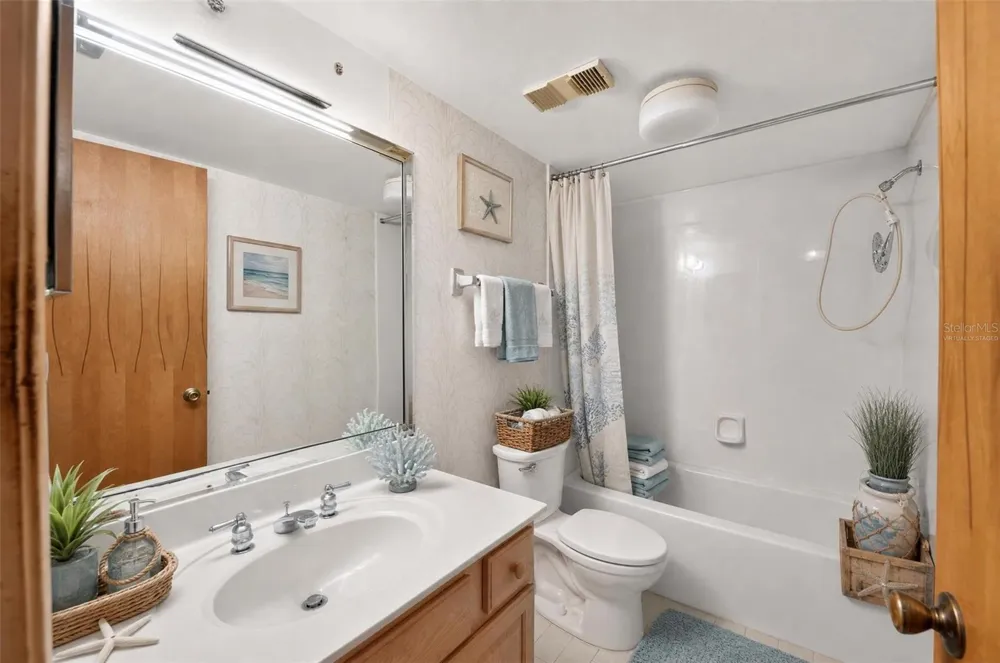 900 GULF BOULEVARD #303 Indian Rocks Beach, FL 33785