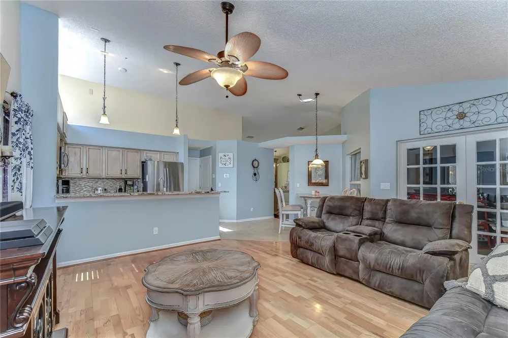 9502 SUNNYOAK DRIVE Riverview, FL 33569