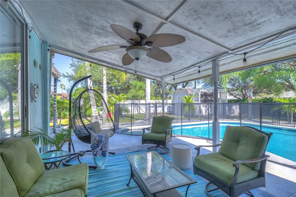 9502 SUNNYOAK DRIVE Riverview, FL 33569