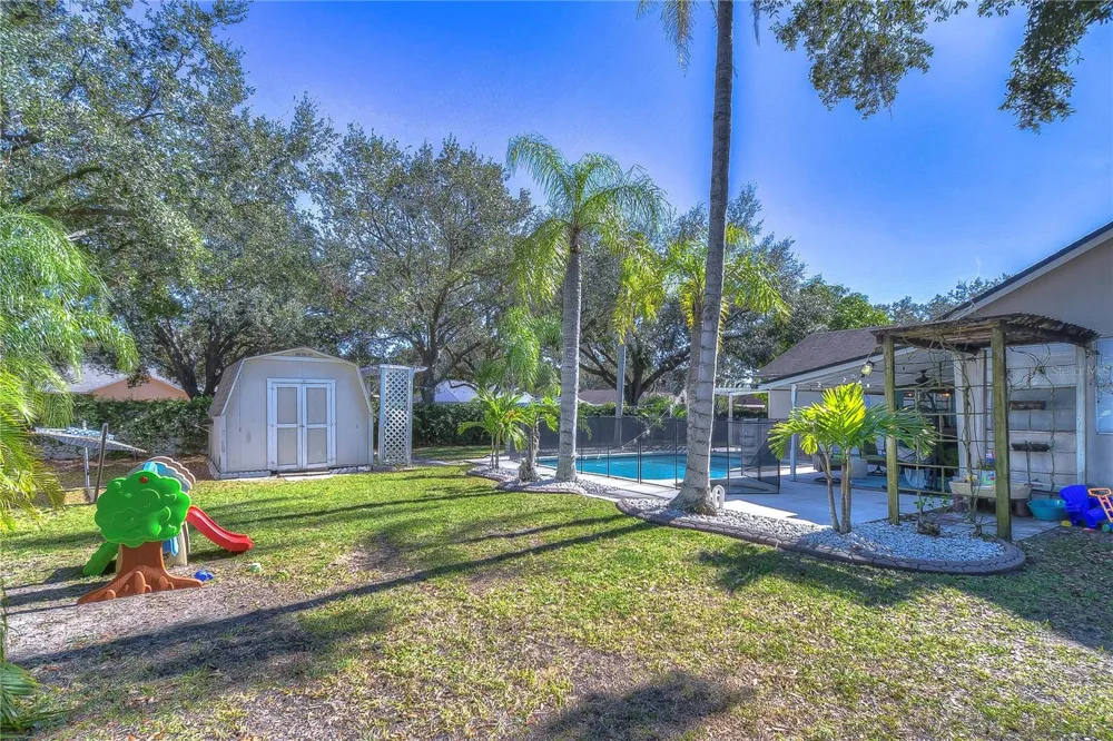 9502 SUNNYOAK DRIVE Riverview, FL 33569