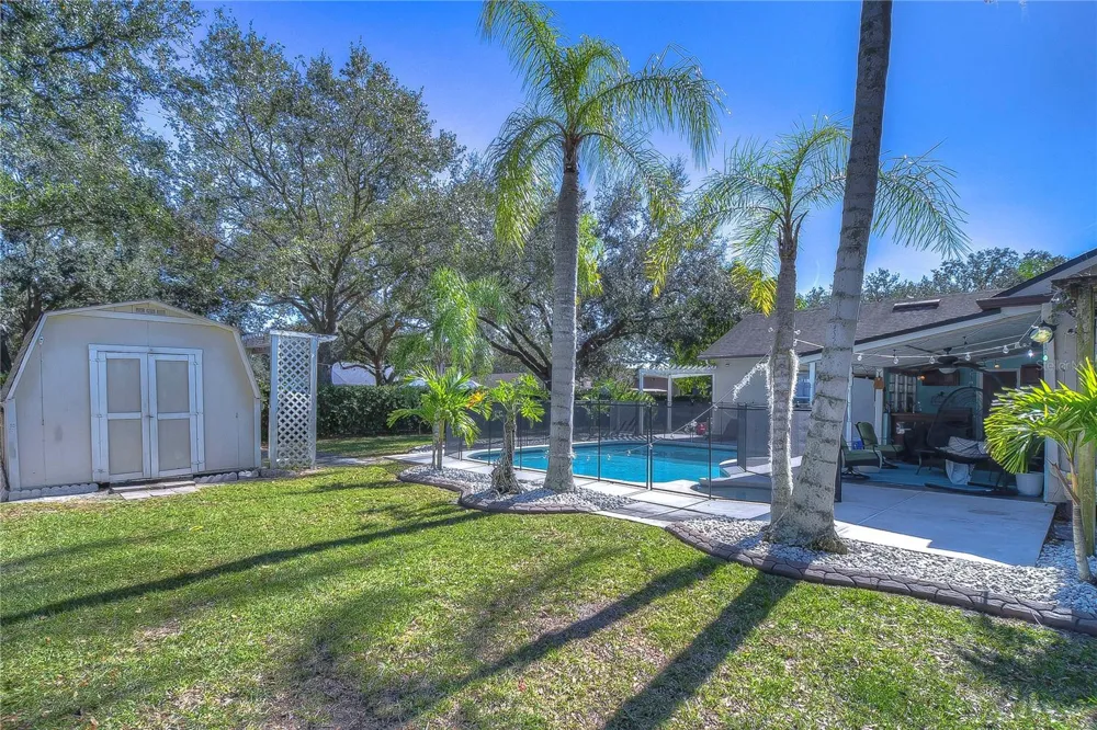 9502 SUNNYOAK DRIVE Riverview, FL 33569