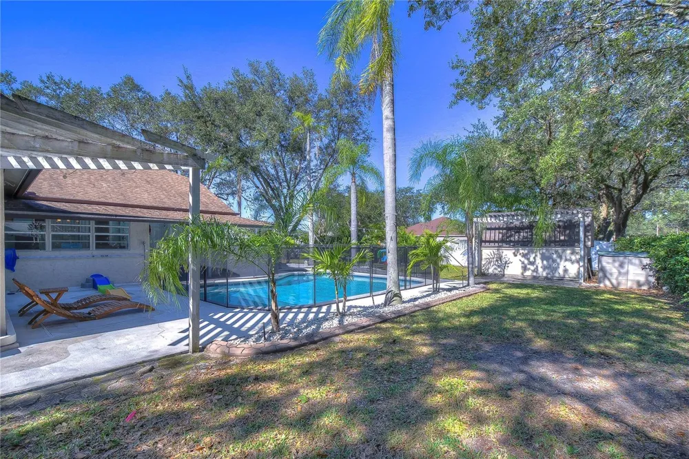 9502 SUNNYOAK DRIVE Riverview, FL 33569