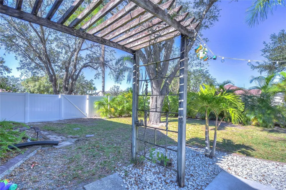 9502 SUNNYOAK DRIVE Riverview, FL 33569