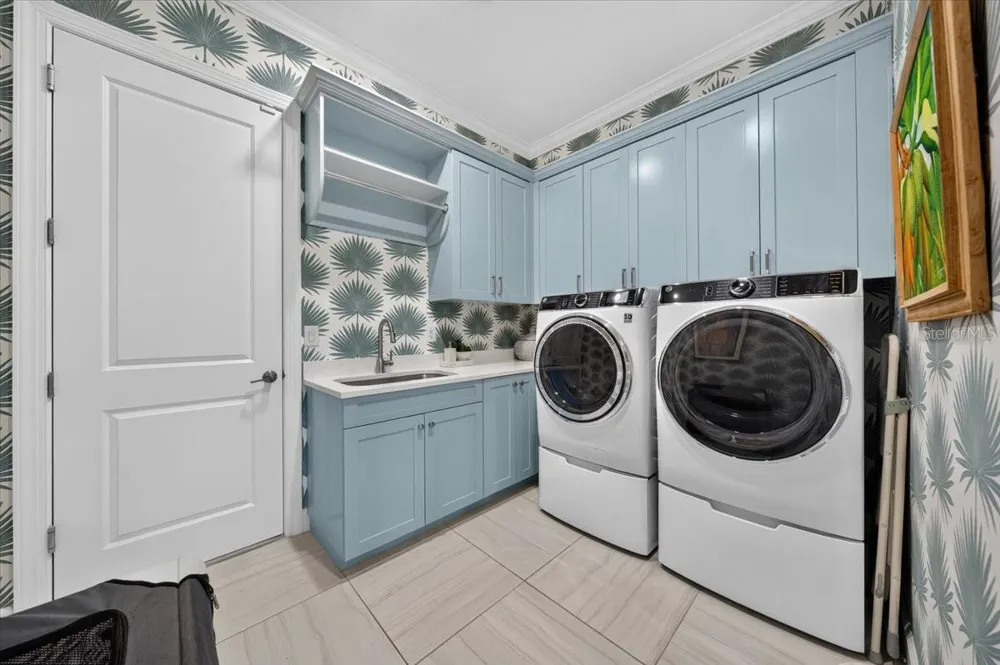 10168 SILENT NIGHT LANE Sarasota, FL 34241