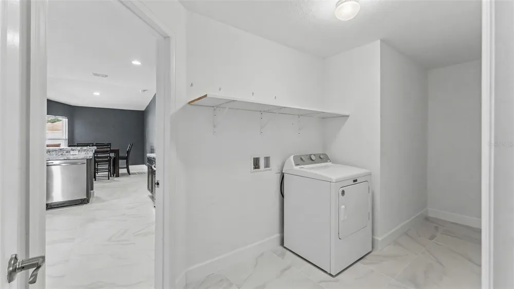 2048 WINDING RIVER COVE Bartow, FL 33830