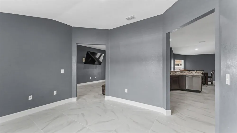 2048 WINDING RIVER COVE Bartow, FL 33830