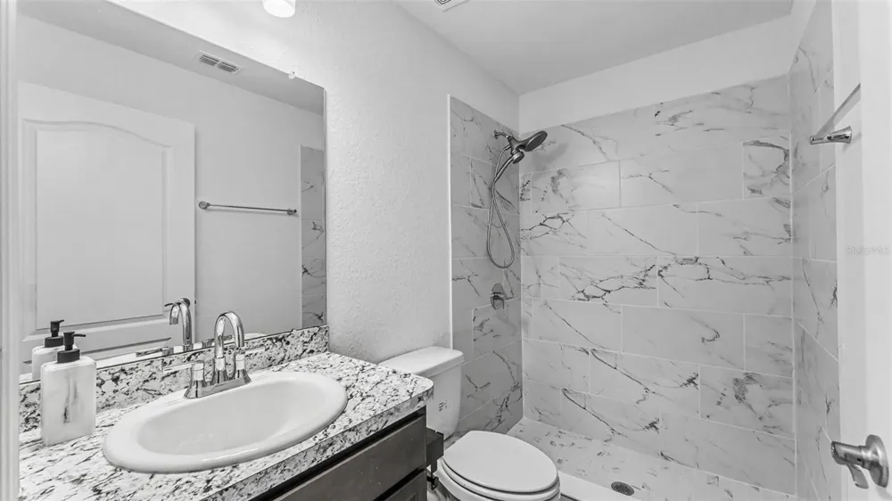 2048 WINDING RIVER COVE Bartow, FL 33830
