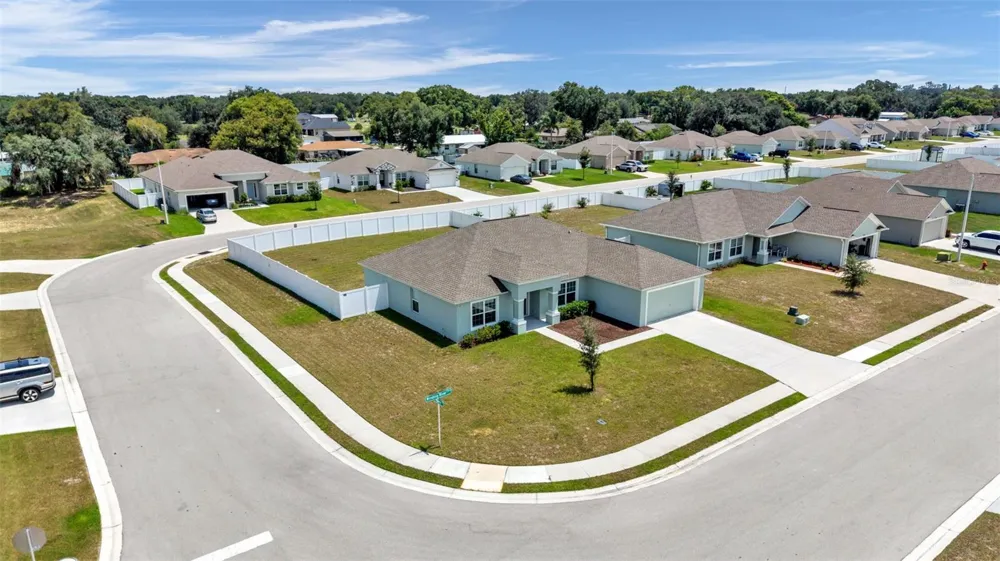2048 WINDING RIVER COVE Bartow, FL 33830