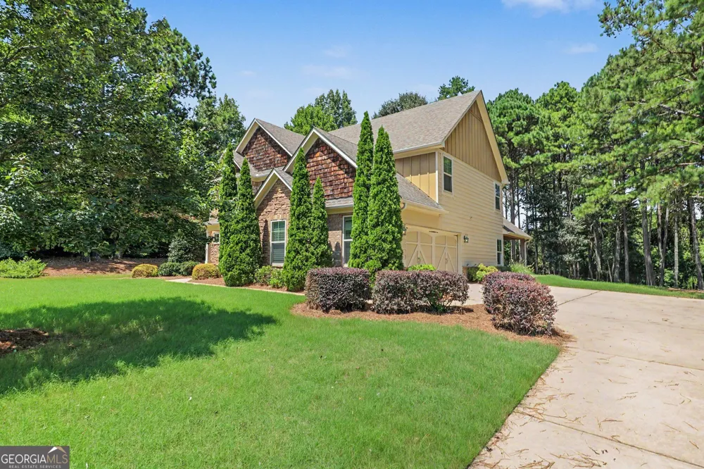 106 Waterlace WAY Fayetteville, GA 30215