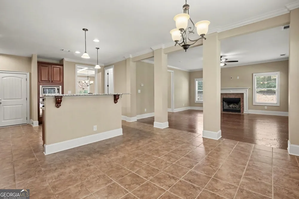 106 Waterlace WAY Fayetteville, GA 30215