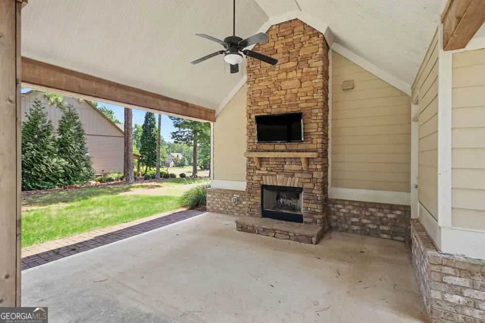 106 Waterlace WAY Fayetteville, GA 30215