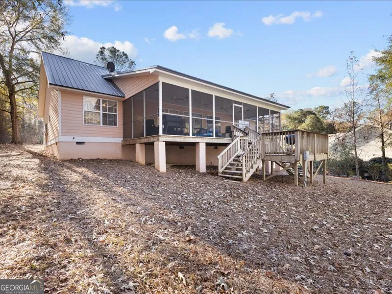 221 Sunset Point RD Fort Gaines, GA 39851