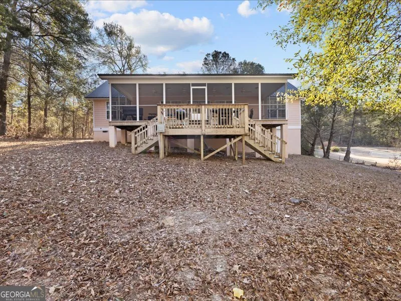 221 Sunset Point RD Fort Gaines, GA 39851