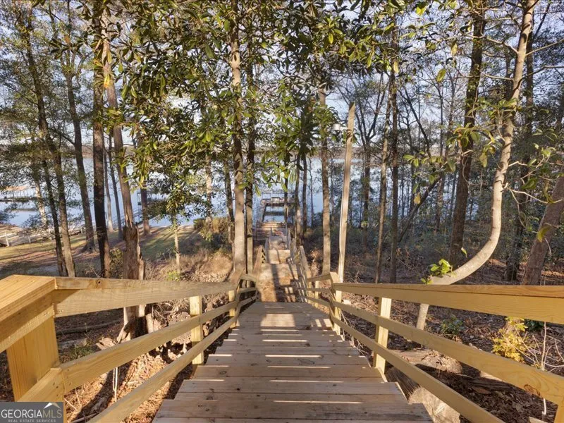 221 Sunset Point RD Fort Gaines, GA 39851