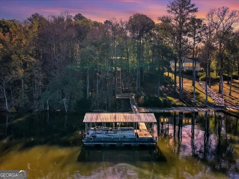 221 Sunset Point RD Fort Gaines, GA 39851