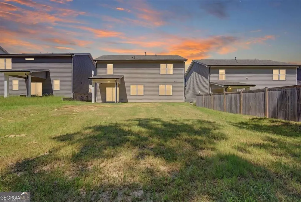 61 Dew Drop PT Dallas, GA 30157