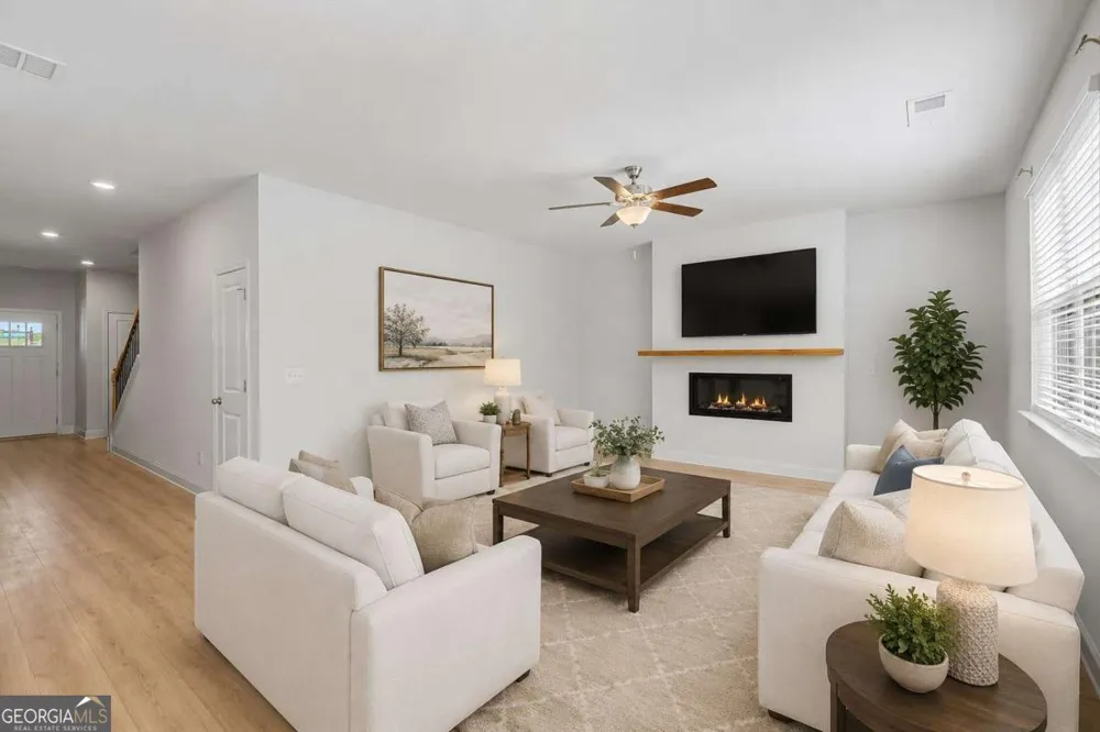 61 Dew Drop PT Dallas, GA 30157