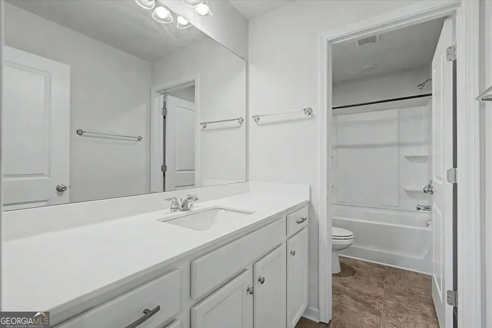 61 Dew Drop PT Dallas, GA 30157