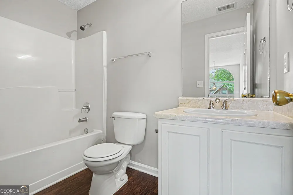 129 Kentwood Springs DR Hampton, GA 30228