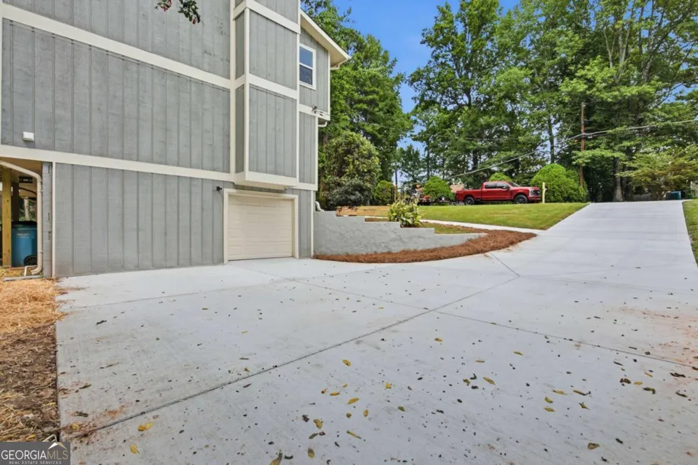 835 Omaha DR Norcross, GA 30093