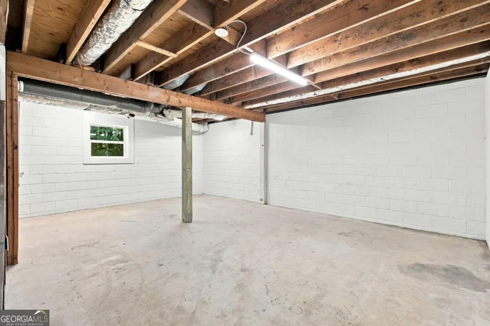 835 Omaha DR Norcross, GA 30093
