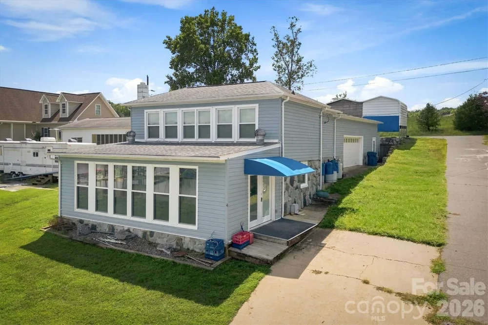 4928 Northcrest Street Claremont, NC 28610