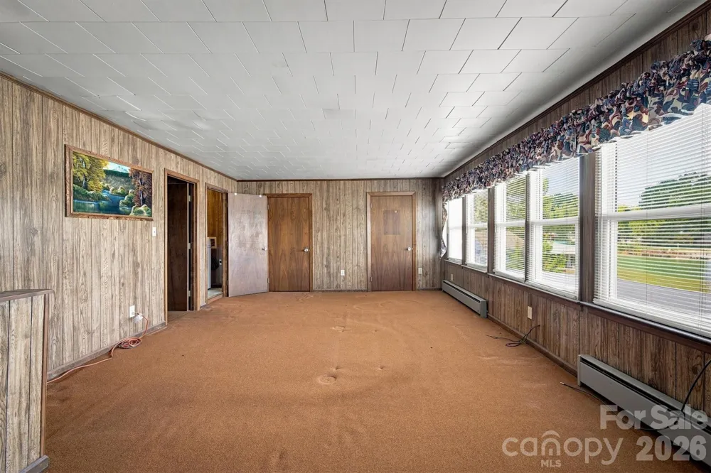 4928 Northcrest Street Claremont, NC 28610
