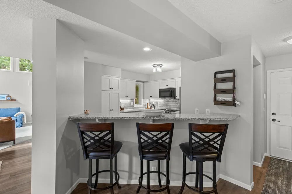 15785 25th Place Plymouth, MN 55447