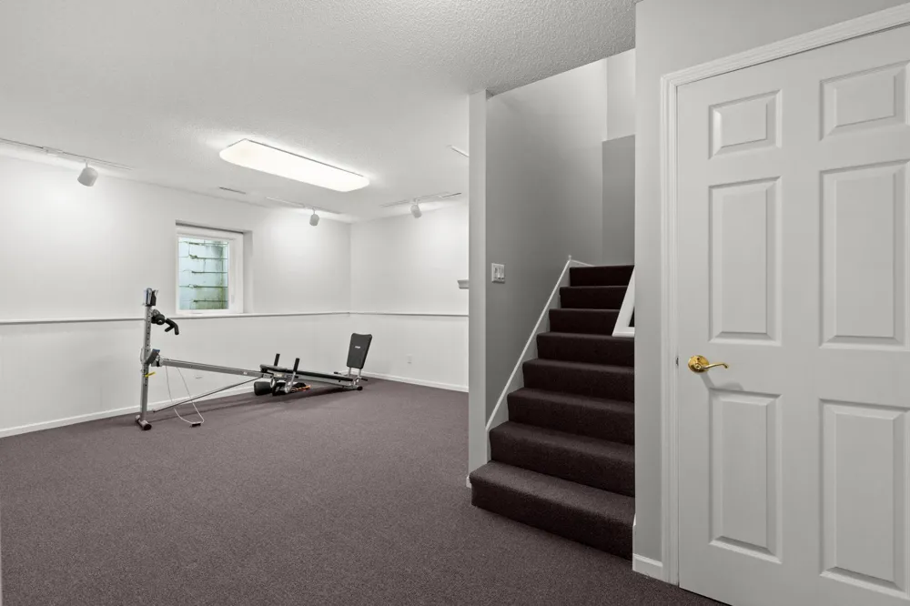 15785 25th Place Plymouth, MN 55447