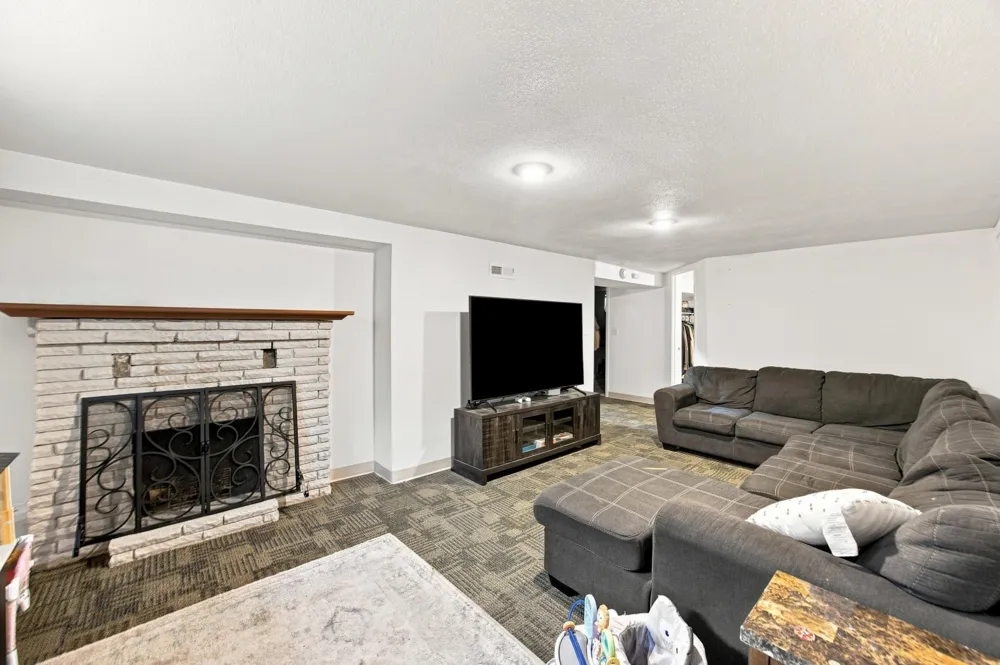 1408 13th Street Moorhead, MN 56560