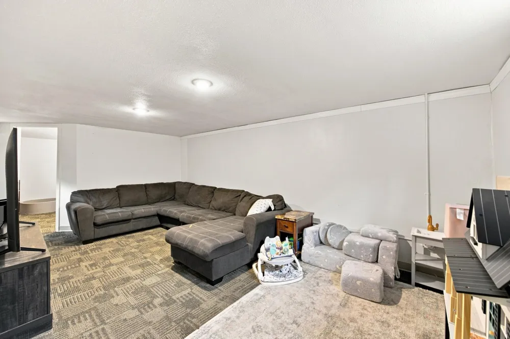 1408 13th Street Moorhead, MN 56560