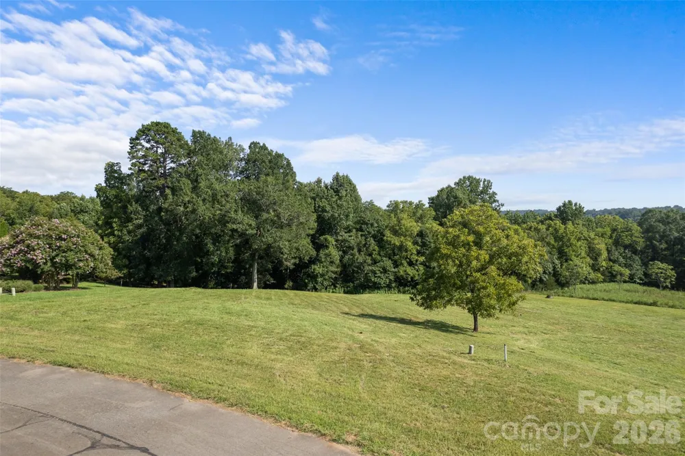 3925 Valley View Circle Clemmons, NC 27012