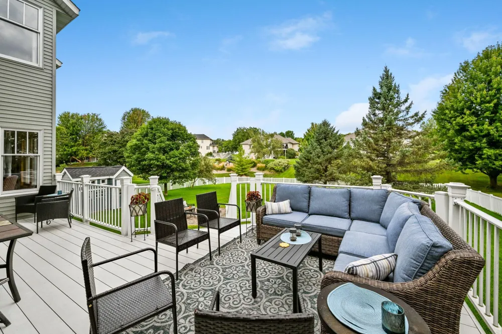 3929 Evermoor Parkway Rosemount, MN 55068