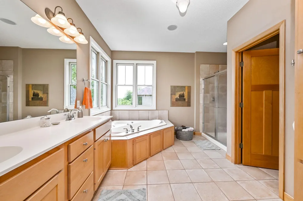 3929 Evermoor Parkway Rosemount, MN 55068