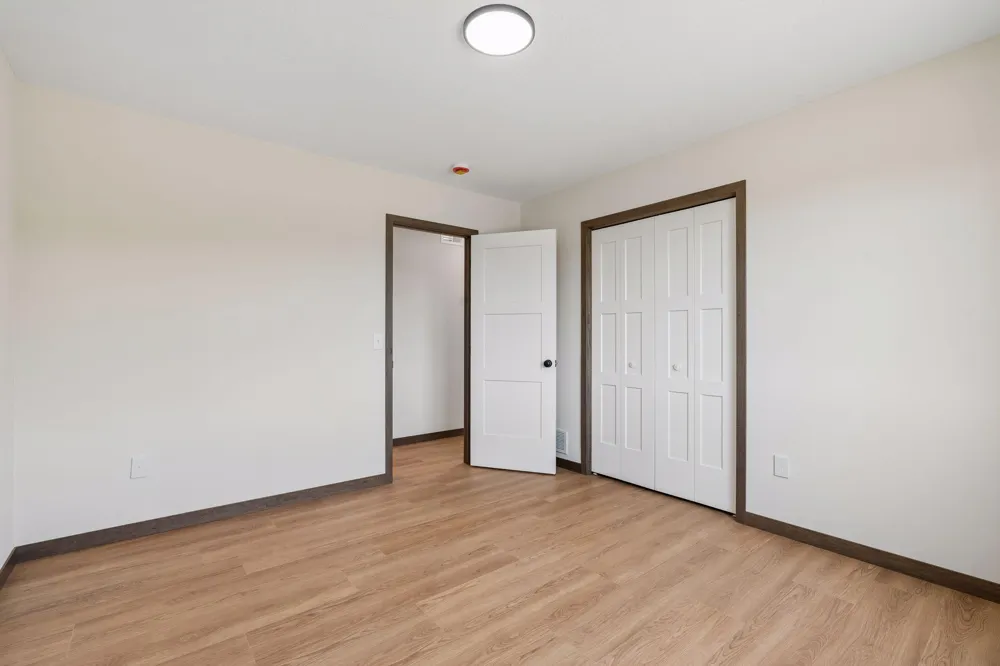22890 Zion Parkway NW Oak Grove, MN 55448