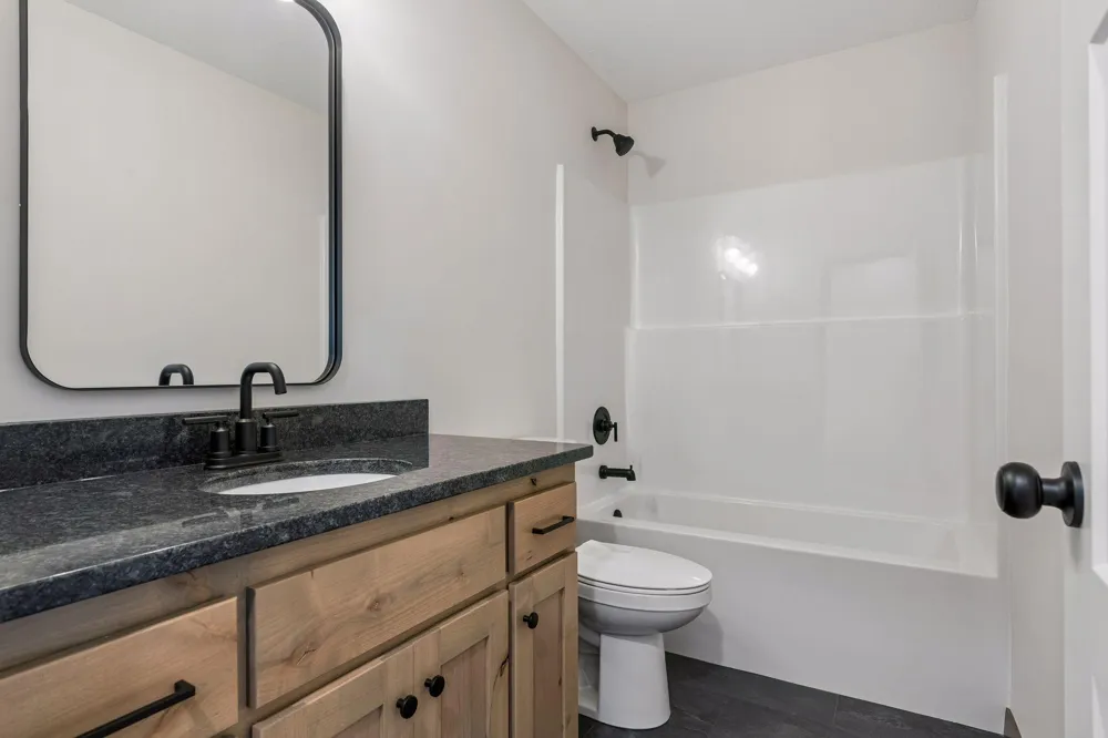 22890 Zion Parkway NW Oak Grove, MN 55448