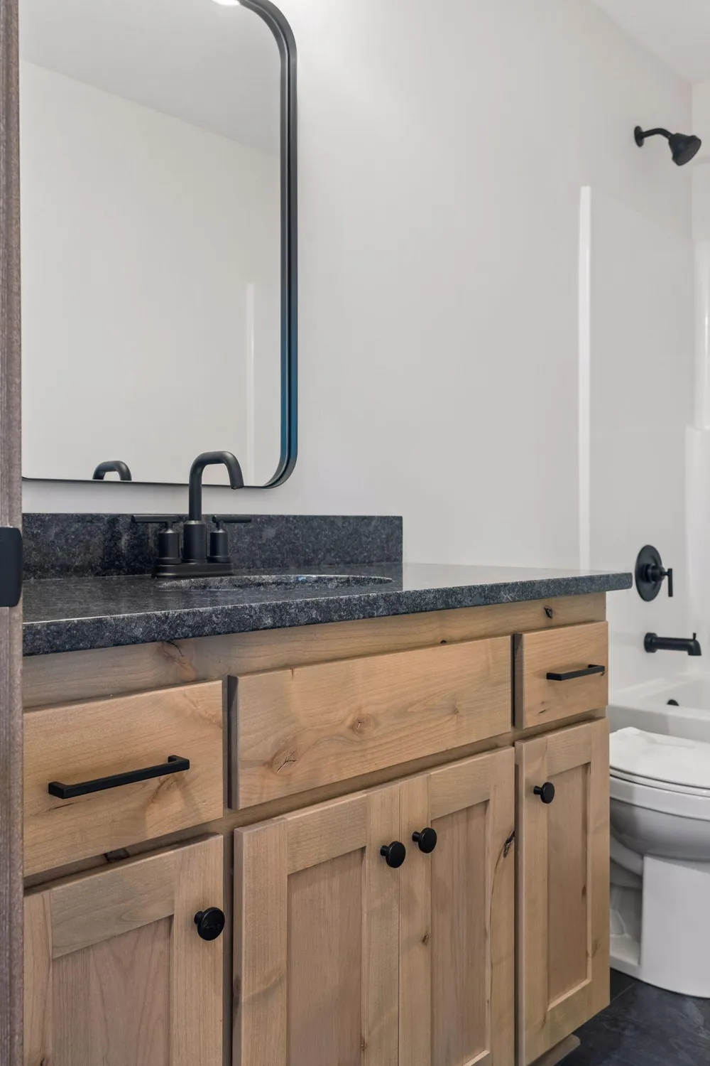 22890 Zion Parkway NW Oak Grove, MN 55448