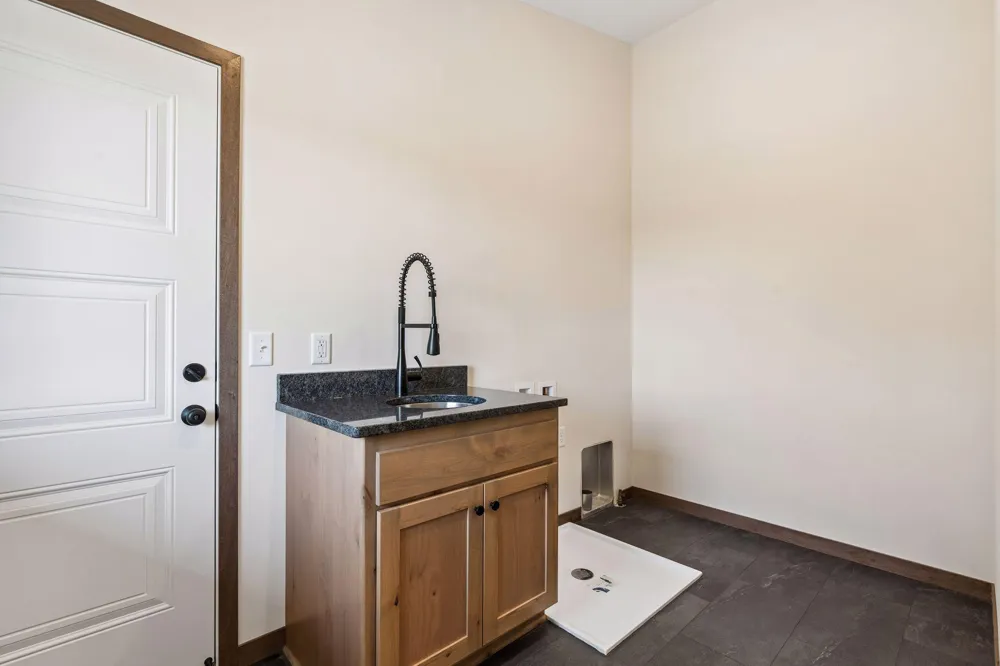 22890 Zion Parkway NW Oak Grove, MN 55448