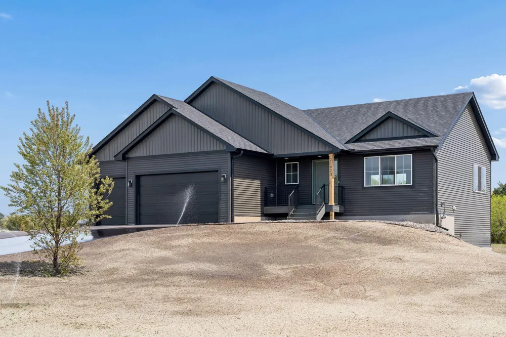 22890 Zion Parkway NW Oak Grove, MN 55448